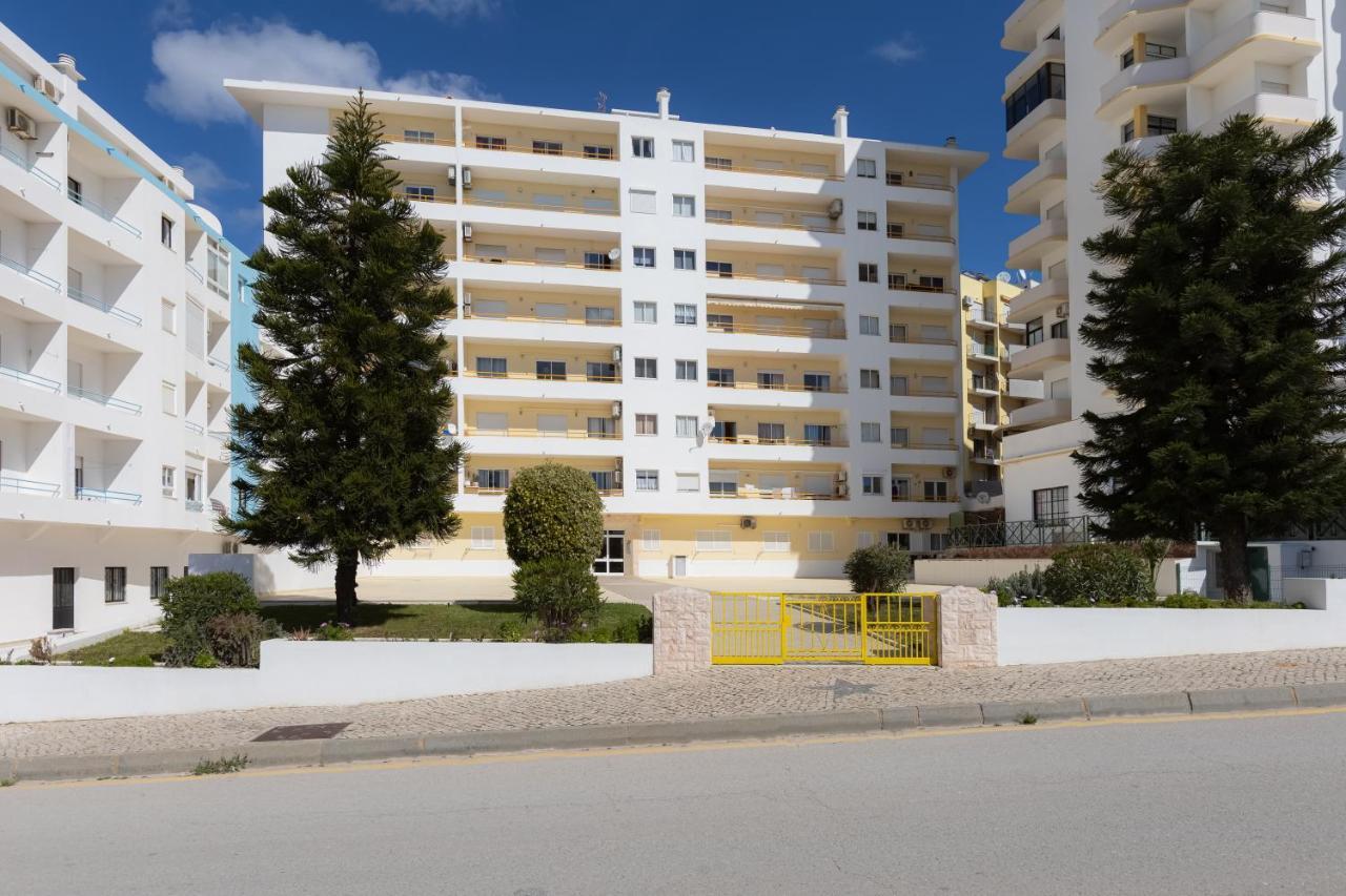 Max Crib - Seafront 2 Bedroom Apart With Ac And Private Parking In Armacao De Pera Luaran gambar